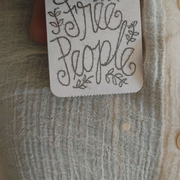 Free People button up blouse~ NWT - Picture 6 of 6